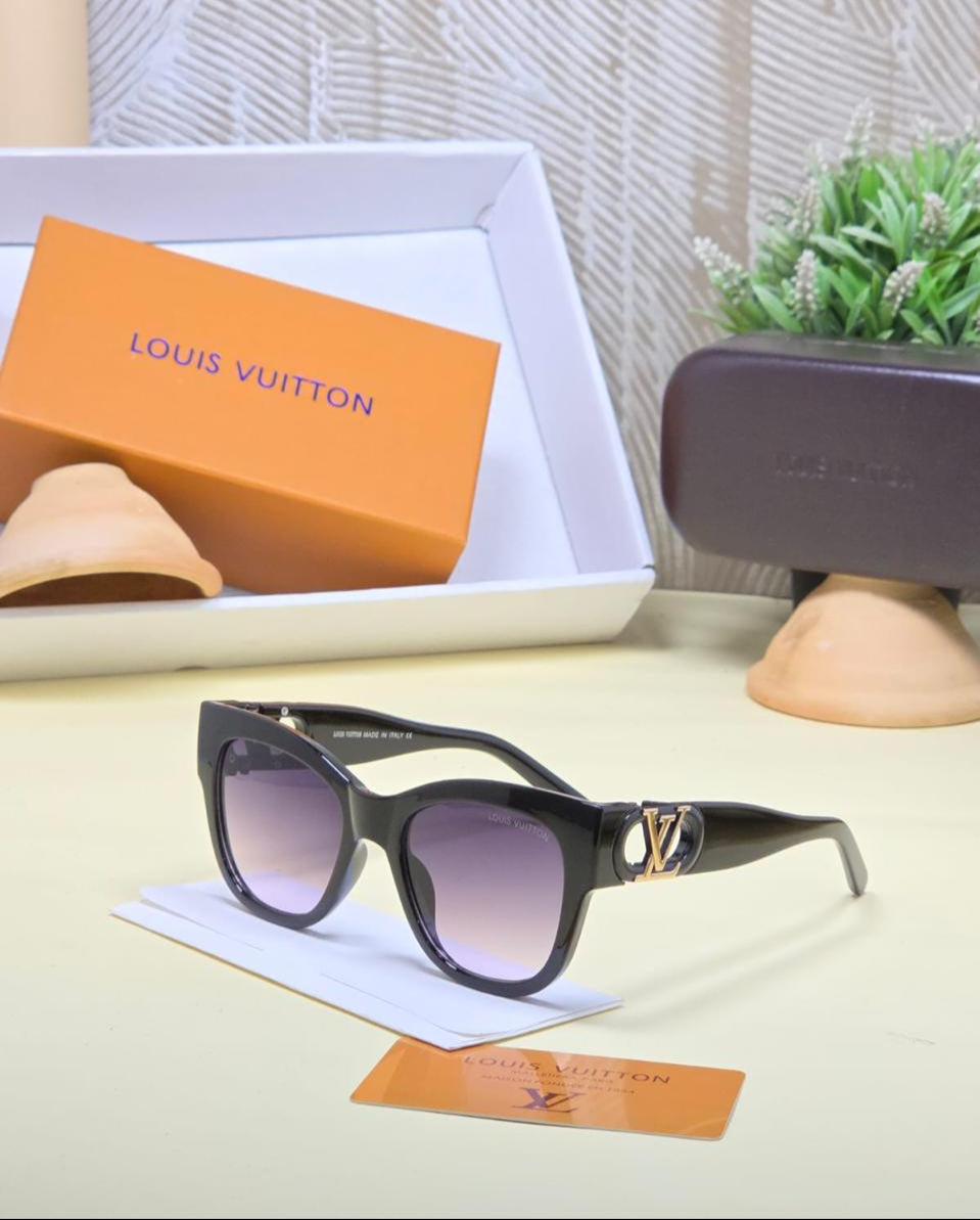 Louis Vuitton Oversized Gradient Sunglasses – Black & Gold Edition